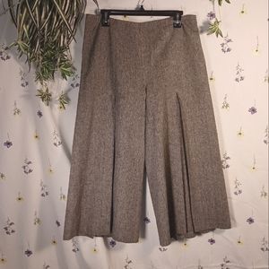 Newport News Grey Coulotts